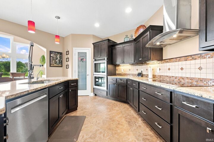 Property Photo: 2098 County Road 66 Road IN 46706-9517