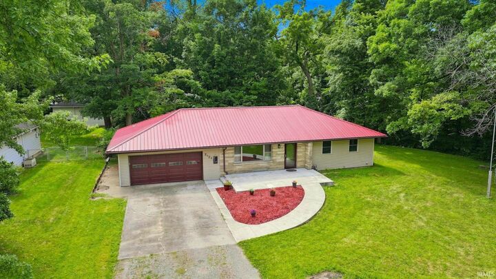 Property Photo:  2525 Weststate Court  IN 46808-1762 