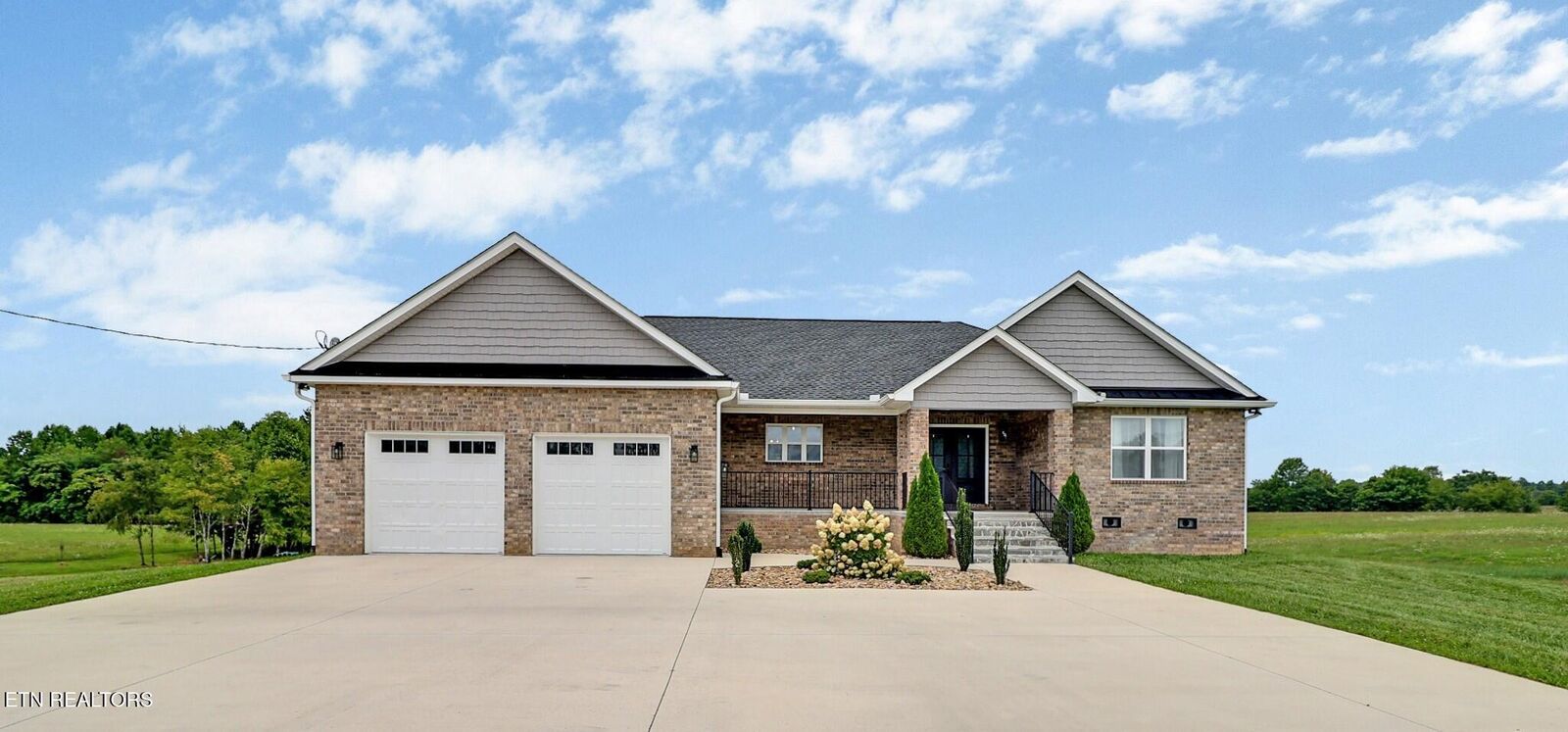 Property Photo:  322 Randolph Rd  TN 38571 