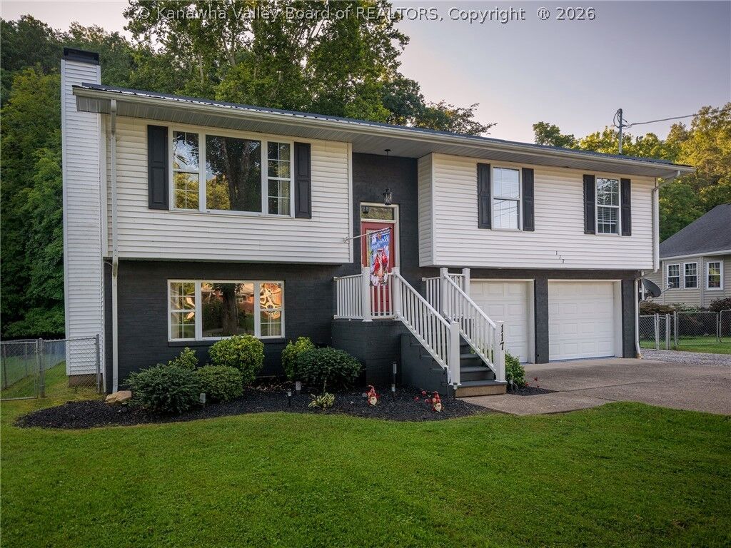 Property Photo:  117 Riverview Drive  WV 25177 