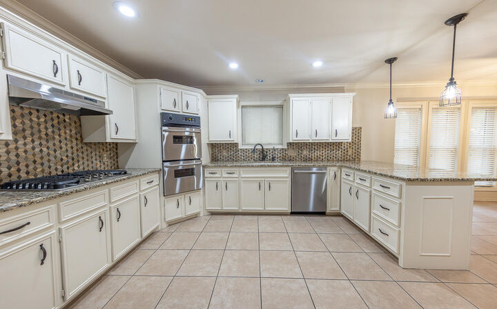 Property Photo: 4909 79th Street TX 79424