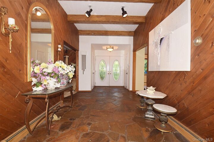 Property Photo: 29 Ivy Hill Drive NY 11787
