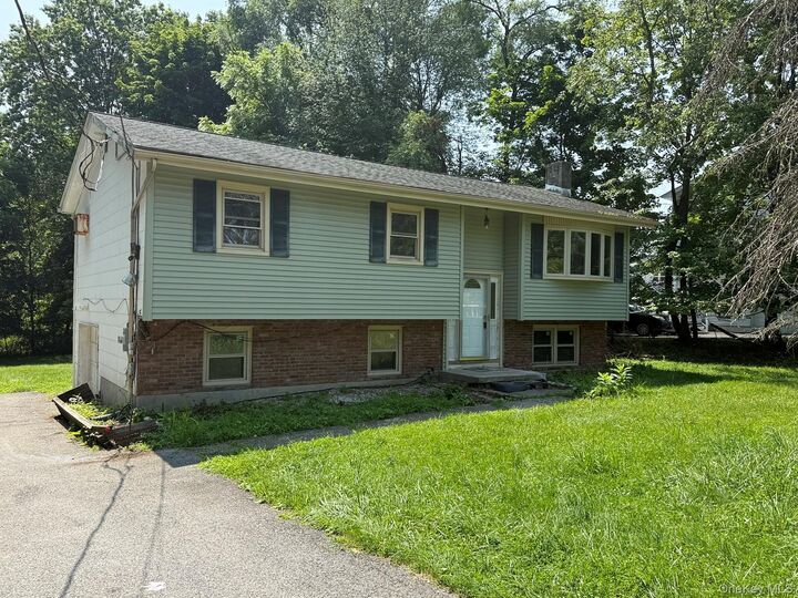 Property Photo:  246 Skyline Drive  NY 10930 