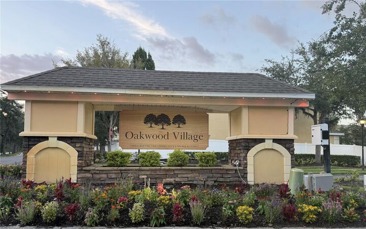 Property Photo:  8548 Gablebend Way  FL 33647 