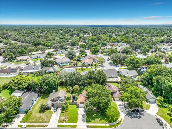 Property Photo: 1017 Horton Court FL 32765