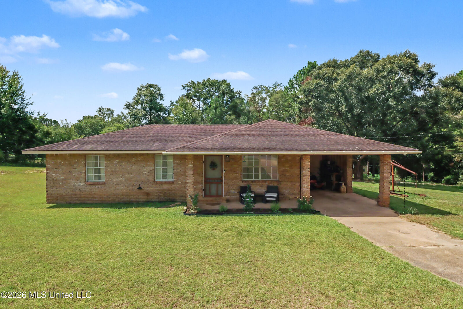 Property Photo:  1304 Sampson Road  MS 39452 