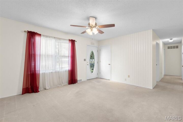 Property Photo:  611 W Roosevelt Avenue  MO 63084 