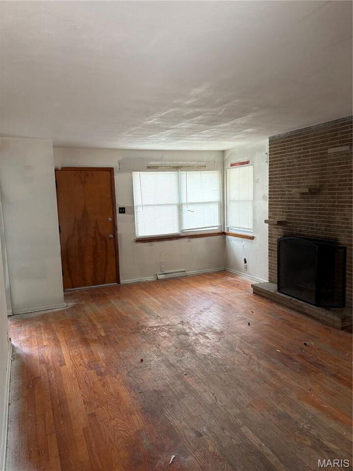 Property Photo:  5209 Lakewood Spur Drive  MO 63052 