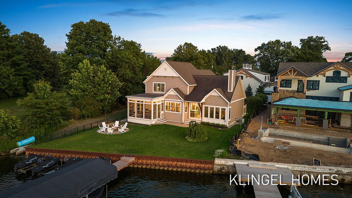 Property Photo:  702 Elk Avenue  MI 49456 