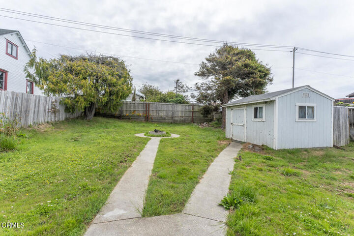 Property Photo:  464 S Whipple Street  CA 95437 
