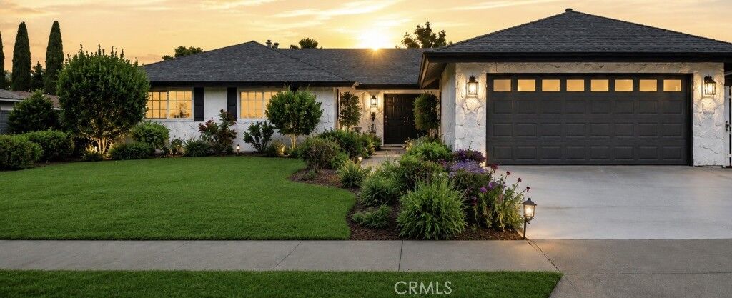 Property Photo: 1467 N Kathleen CA 92867