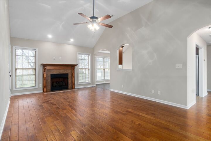 Property Photo:  2485 Senseney Dr  TN 37042 
