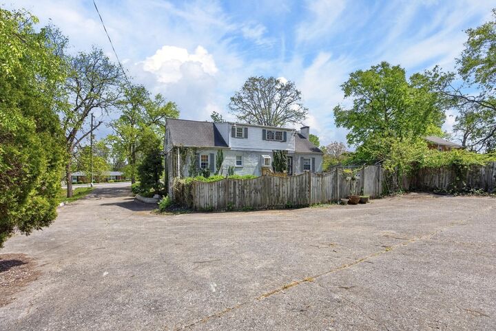 Property Photo:  118 S Graycroft Ave  TN 37115 