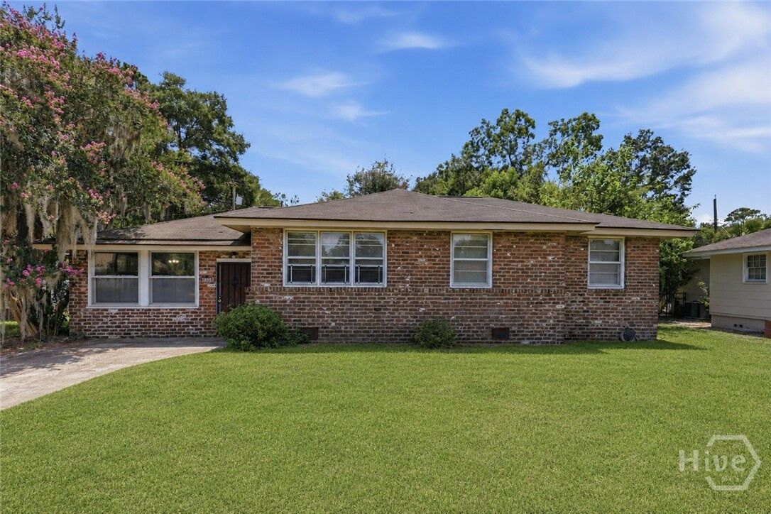 Property Photo: 2359 Pinetree Road GA 31404