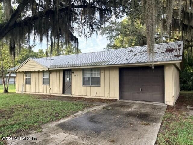 Property Photo:  108 River Road Drive  FL 32177 