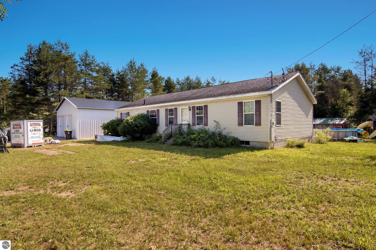 Property Photo:  10025 Dell Road  MI 49649 