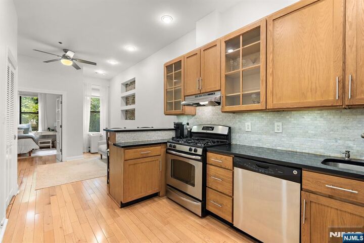 Property Photo: 805 Park Avenue 1R NJ 07030