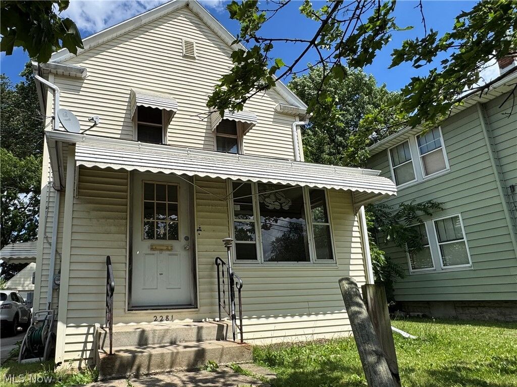 Property Photo: 2281 East Avenue OH 44314