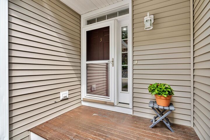 Property Photo:  3 Plum Lane  NH 03857 