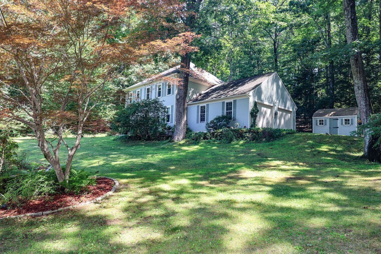 Property Photo:  23 Lorisa Lane  NH 03055 