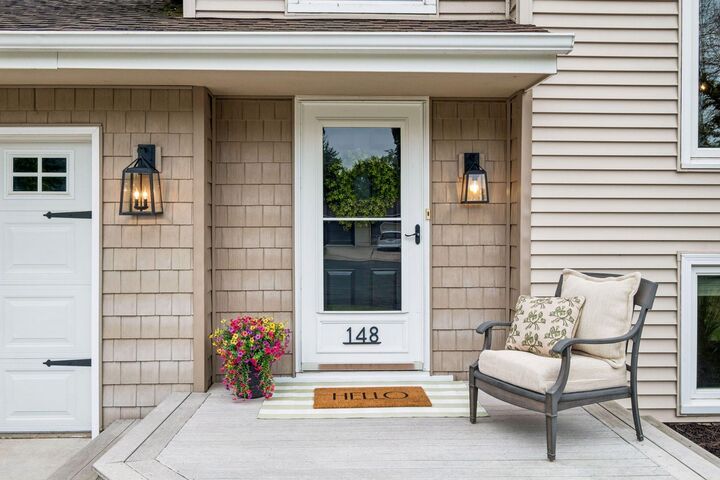 Property Photo:  148 Stacy Circle  MN 55387 
