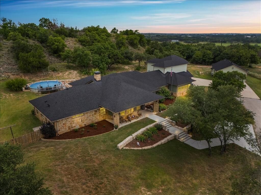 Property Photo: 3699 Hott Lane TX 76088