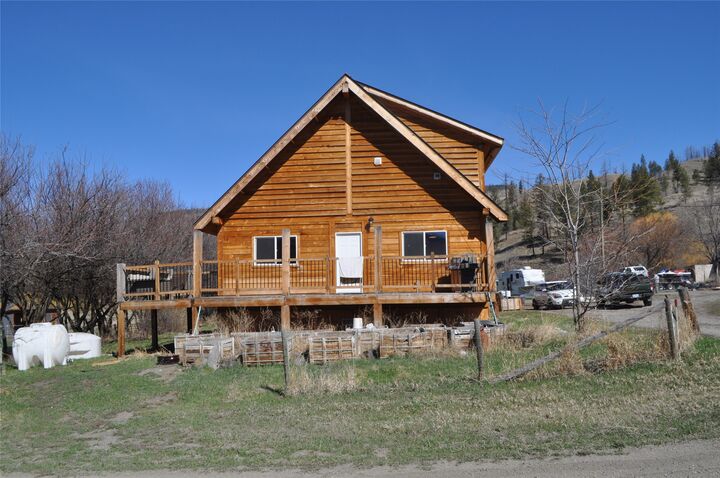 Property Photo: 3903 Monte Lake Road BC V0E 2N0