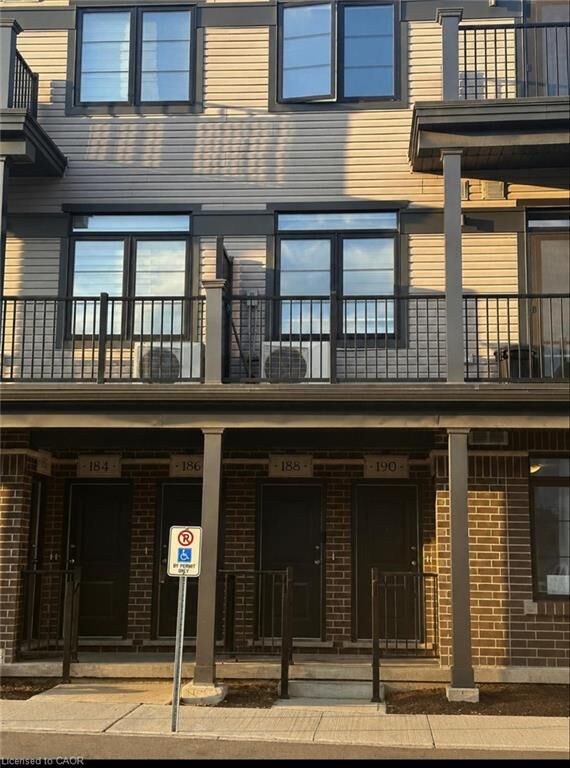 Property Photo:  188 Wheat Lane E  ON N2R 1R7 