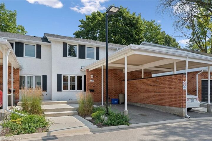 Property Photo: 431 Keats Way 3 ON N2L 5S7