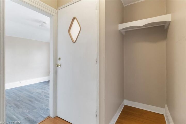 Property Photo: 65 East Avenue Upper ON N3S 3L5