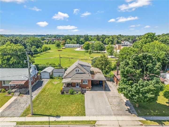 Property Photo: 86 Christopher Drive ON N1R 4S4