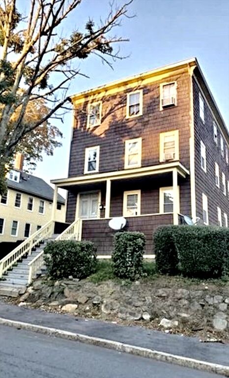 Property Photo:  211 Vernon St 3  MA 01604 