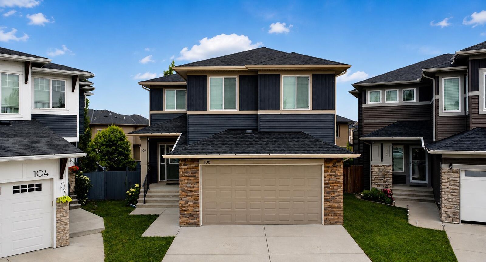 Property Photo:  108 Kinniburgh Close  AB T1X 0R8 