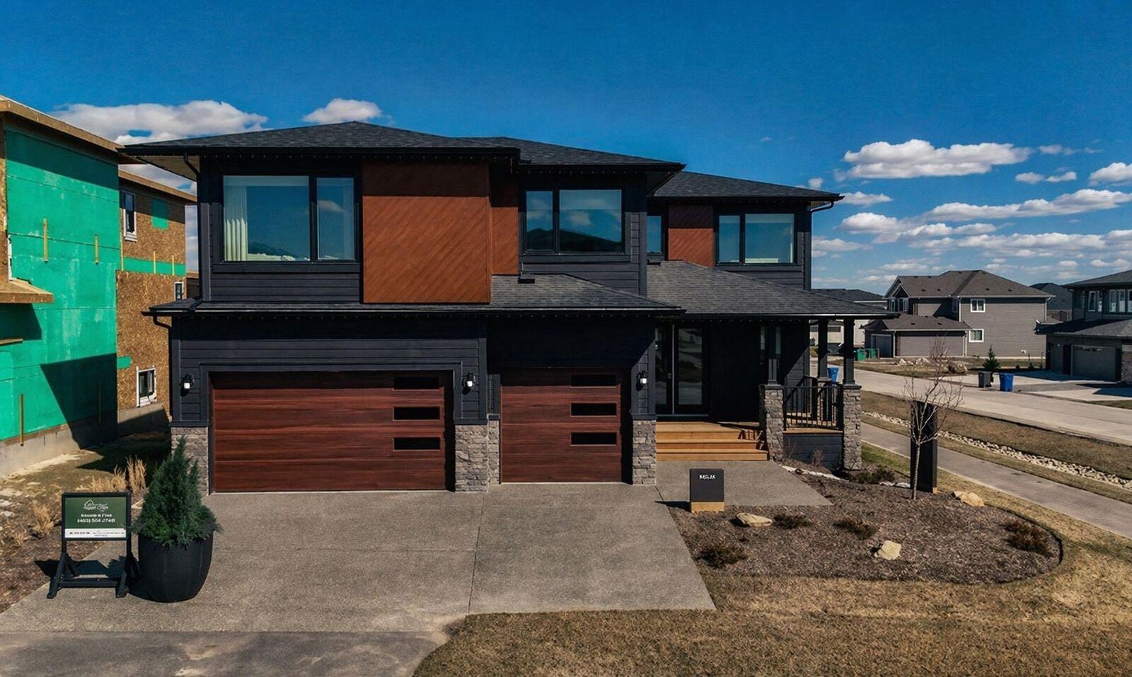 Property Photo: 147 Siltstone Place AB T4B 5T6