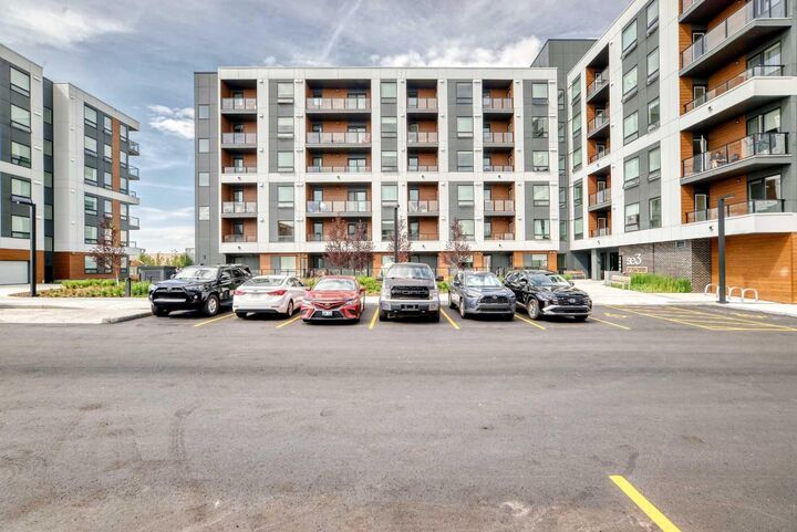 Property Photo: 8500 19 Avenue SE 3101 AB T2A 0M8