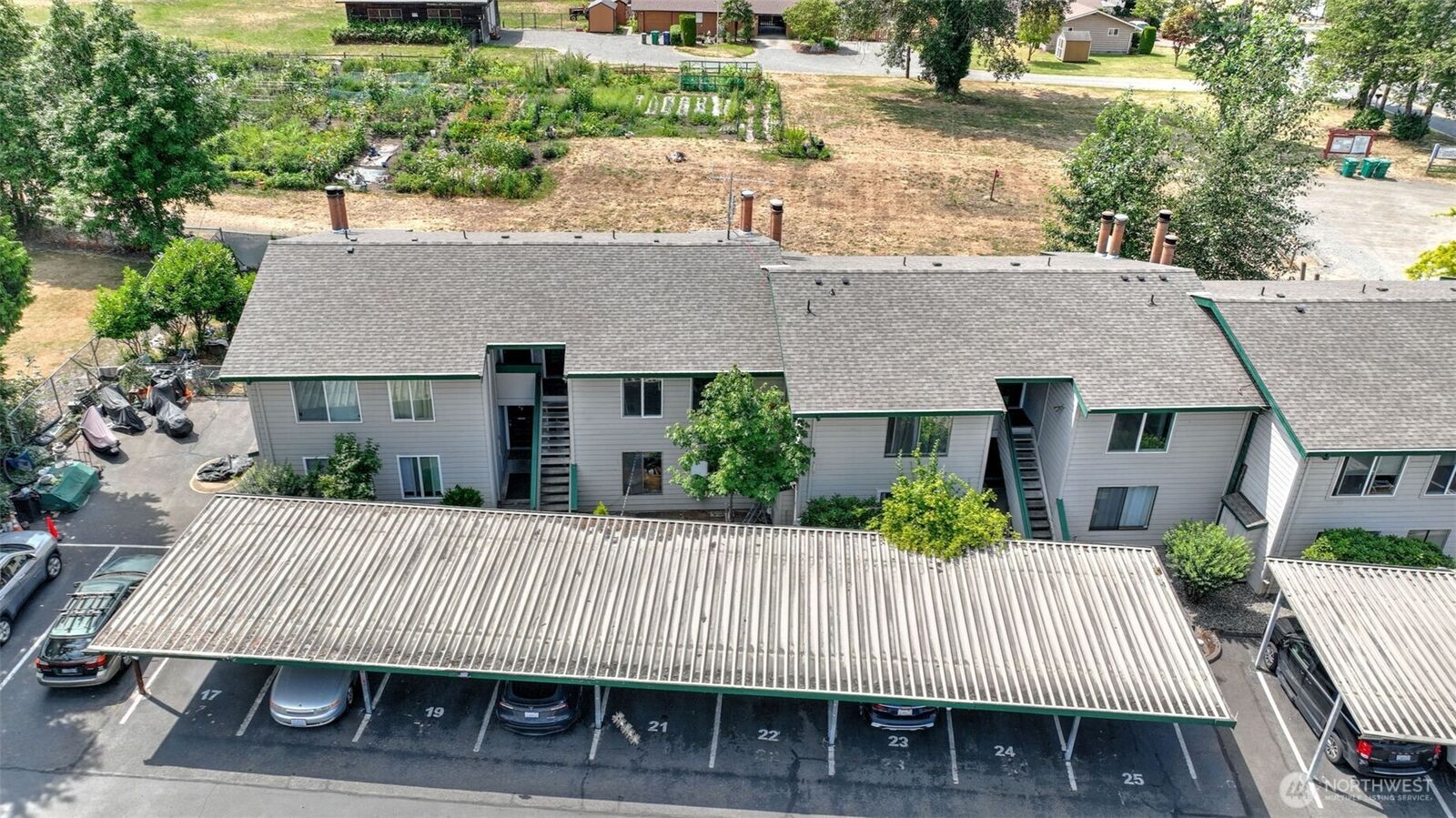 Property Photo:  1102  8th Street NE #20  WA 98002 