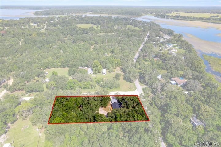Property Photo: 11437 N Young Drive FL 34433