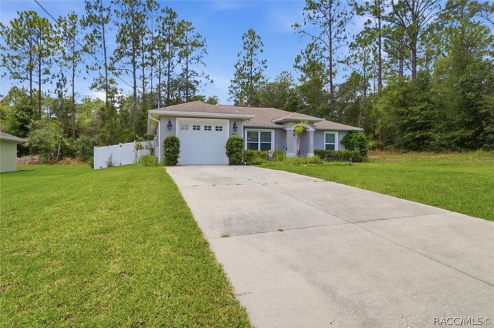 Property Photo: 8044 N Creek Way FL 34434