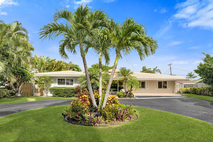Property Photo:  5707 NE 16th Terrace  FL 33334 
