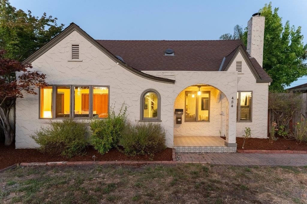 Property Photo:  434 Morrissey Boulevard  CA 95062 
