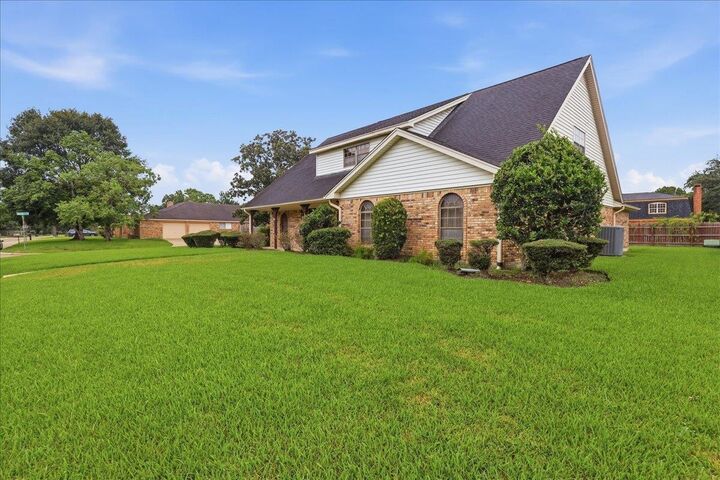 Property Photo:  990 Shakespeare Dr  TX 77706 