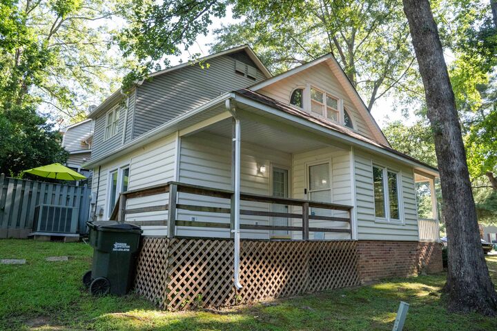 Property Photo: 140 Inwood Court SC 29302