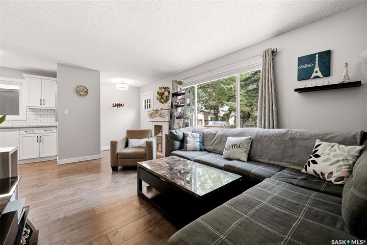 Property Photo:  1566 Grosvenor Street  SK S4N 4C6 