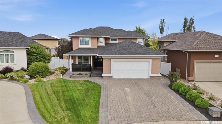 Property Photo:  8607 Wascana Gardens Lane  SK S4V 1G1 