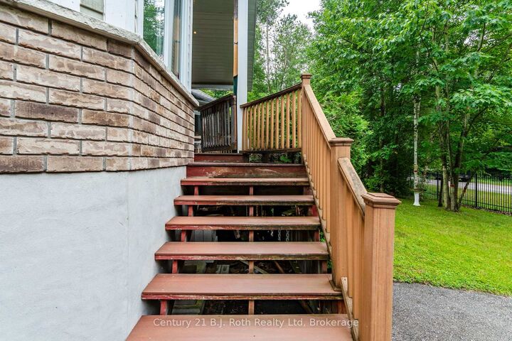 Property Photo:  11 Rue Karola Road  ON L0L 2J0 