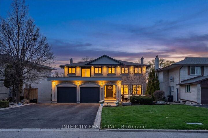 61 Golfwood Heights — photo 1