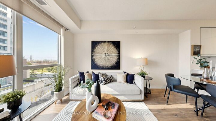Property Photo:  50 Thomas Riley Road 423  ON M9B 0C5 