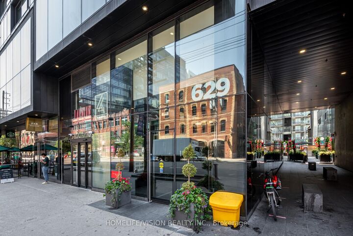Property Photo:  629 King Street W Ph 1415  ON M5V 0G9 