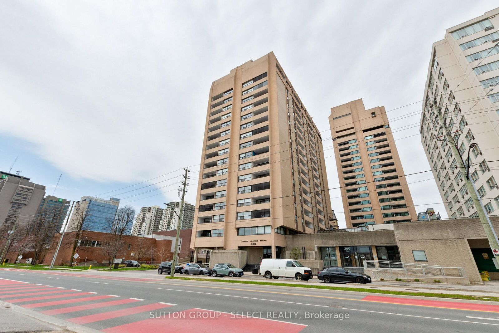 Property Photo:  380 King Street 1207  ON N6B 3L6 