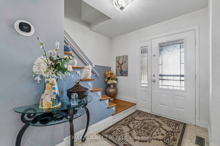 750 Gorham Street — photo 1